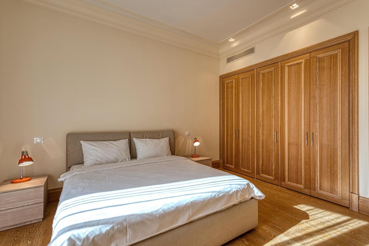 Porto Montenegro Residences Tivat Exteriör bild