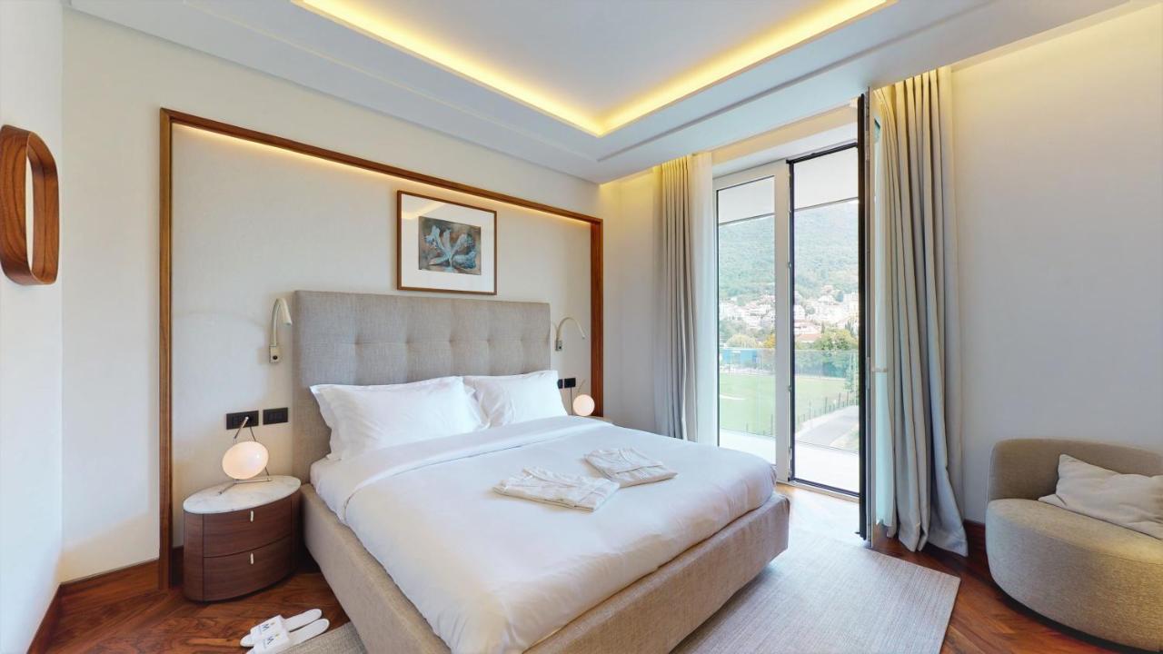 Porto Montenegro Residences Tivat Exteriör bild