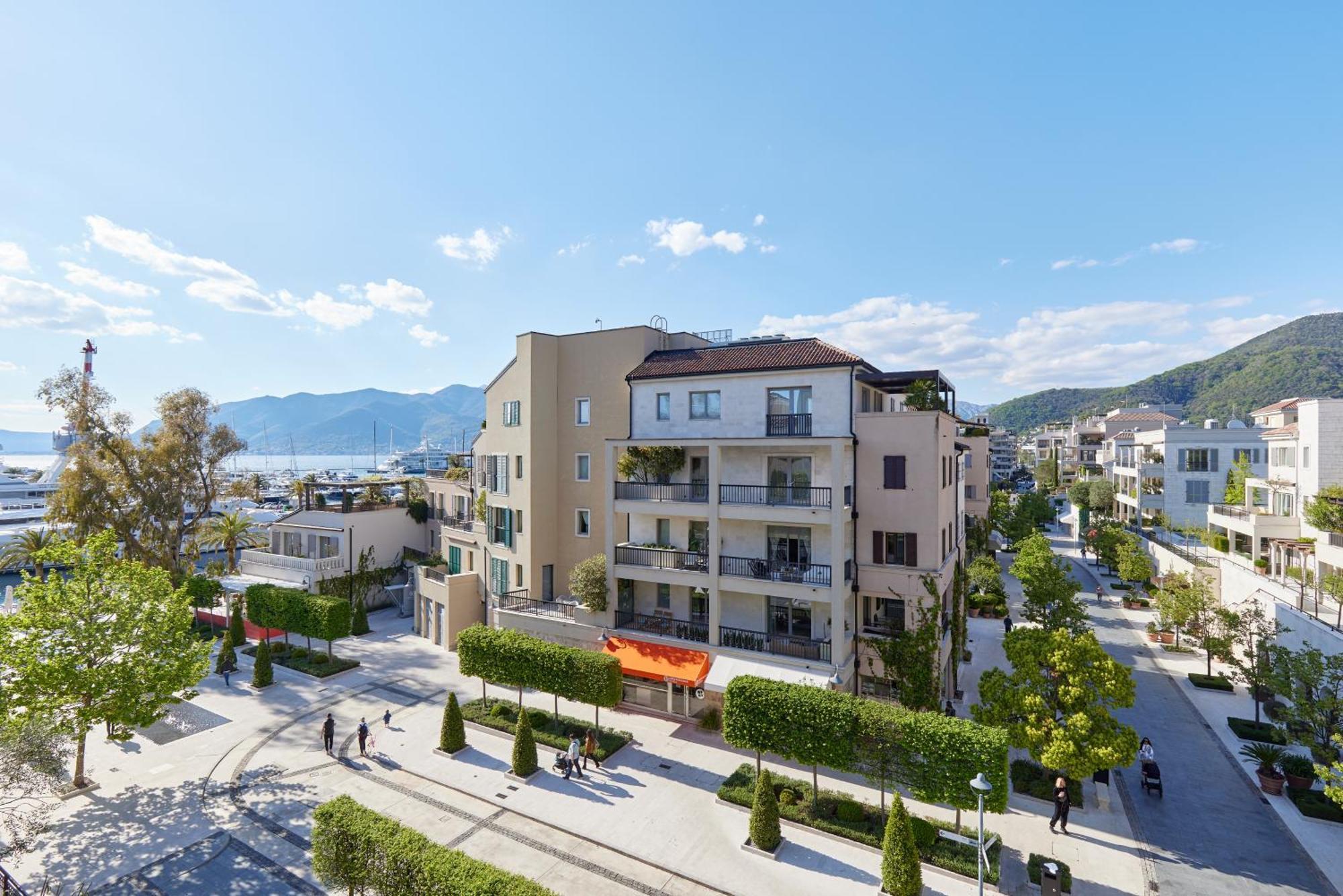 Porto Montenegro Residences Tivat Exteriör bild