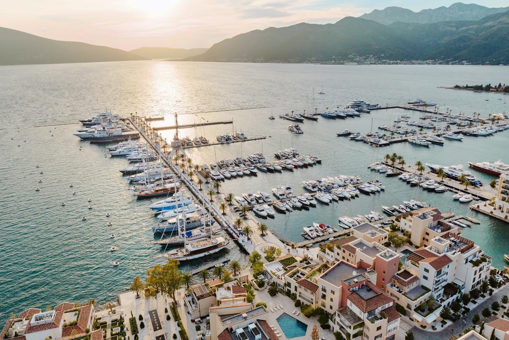 Porto Montenegro Residences Tivat Exteriör bild
