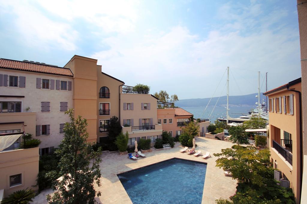 Porto Montenegro Residences Tivat Exteriör bild